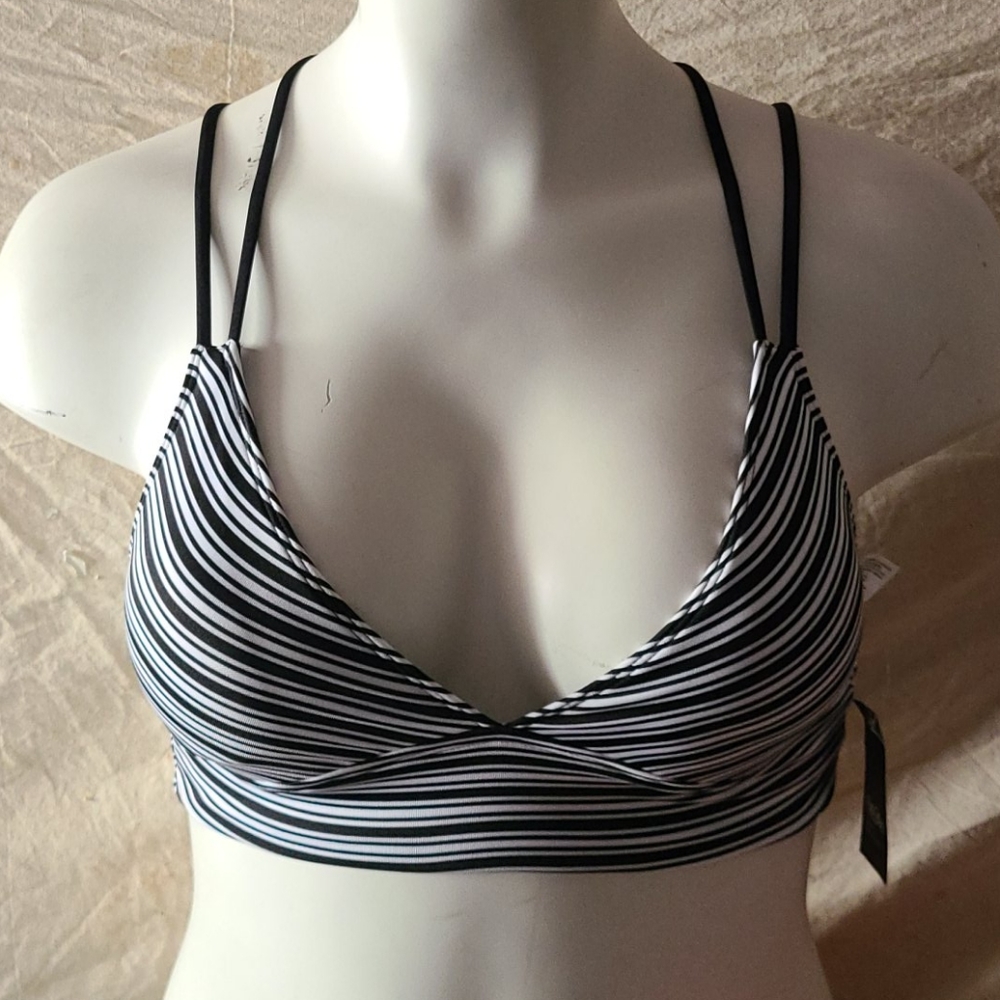 Swimsuit bikini top